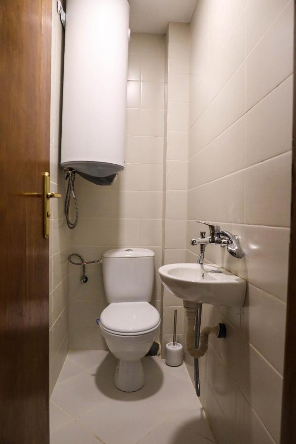 Krichim Apartments,Three-Bedroom, Large Apartment, Top Center Sófia Exterior foto